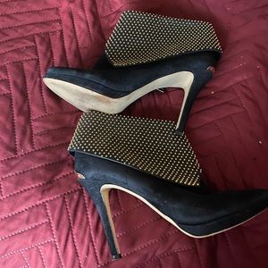 Michael kors booties